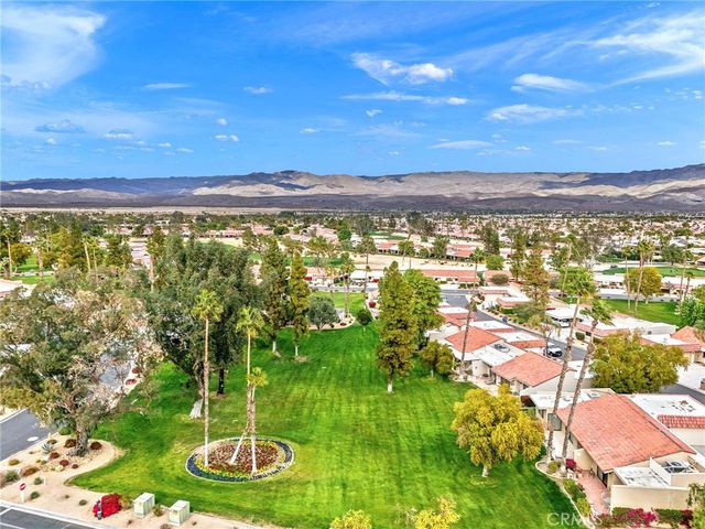 40963 Interlachen Lane, Palm Desert, CA 92211
