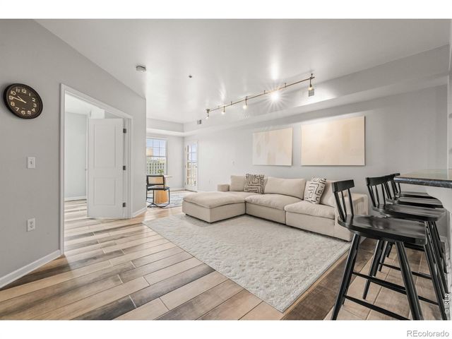 975 N Lincoln Street 11H, Denver, CO 80203
