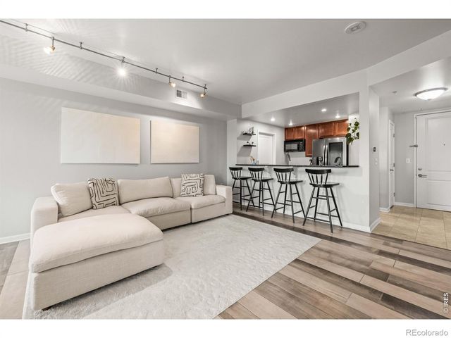 975 N Lincoln Street 11H, Denver, CO 80203