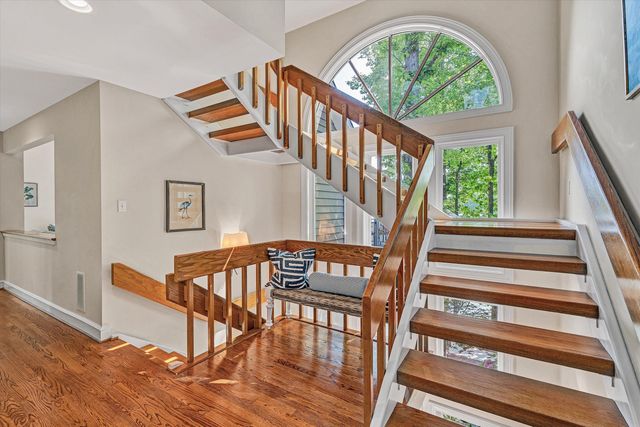 25 Findlay CIR, Penhook, VA 24137