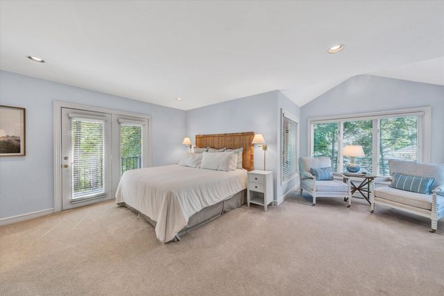 25 Findlay CIR, Penhook, VA 24137