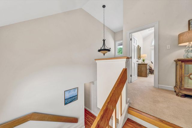 25 Findlay CIR, Penhook, VA 24137