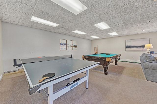 25 Findlay CIR, Penhook, VA 24137
