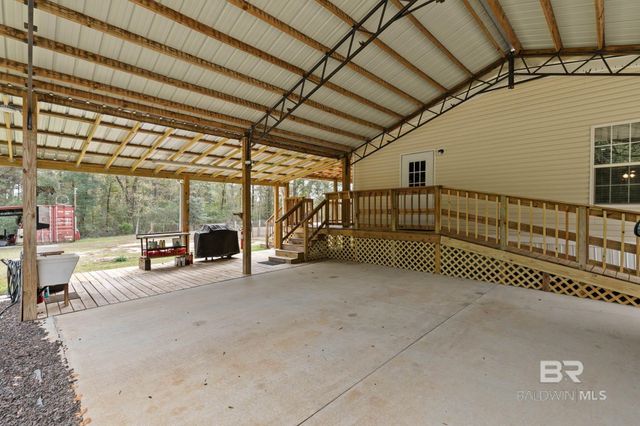 289 Blackwell Lane, Atmore, AL 36502