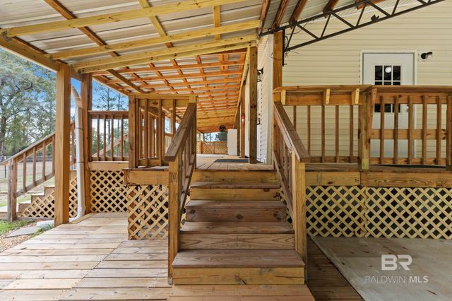 289 Blackwell Lane, Atmore, AL 36502