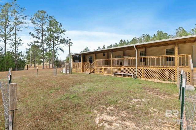 289 Blackwell Lane, Atmore, AL 36502