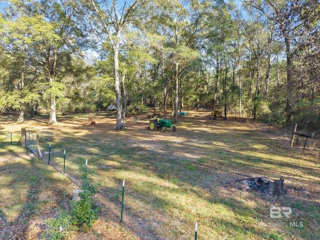 289 Blackwell Lane, Atmore, AL 36502