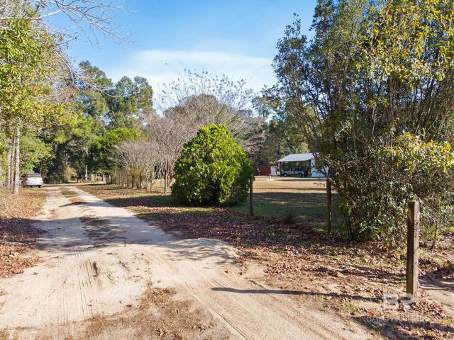 289 Blackwell Lane, Atmore, AL 36502