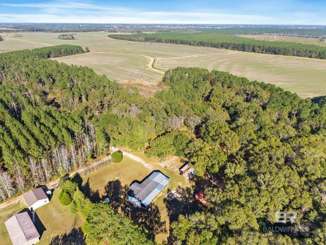 289 Blackwell Lane, Atmore, AL 36502