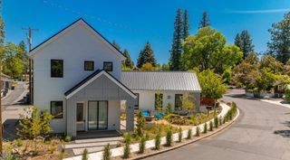 15 NW St Helens Place # 1 & #2, Bend, OR 97703