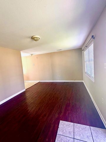 4909 SARATOGA RD, Millington, TN 38053