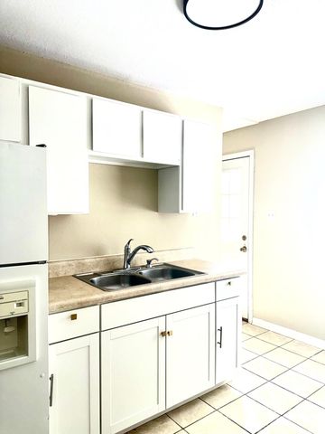 4909 SARATOGA RD, Millington, TN 38053