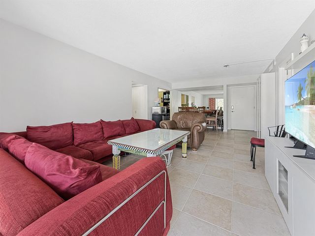 1428 SE 4th Avenue 246, Deerfield Beach, FL 33441
