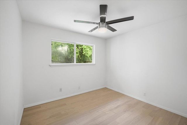 6711 W Gate BLVD B, Austin, TX 78745