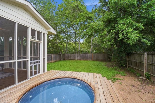 6711 W Gate BLVD B, Austin, TX 78745