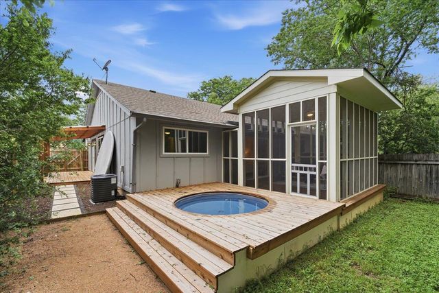 6711 W Gate BLVD B, Austin, TX 78745