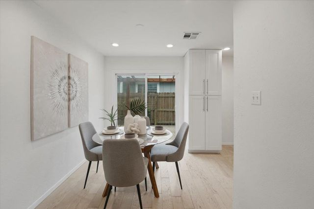 6711 W Gate BLVD B, Austin, TX 78745