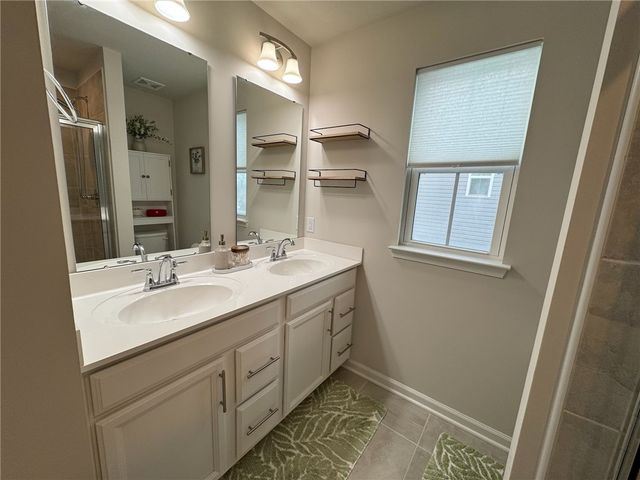 265 Chesna Drive, Whitehall, PA 15234