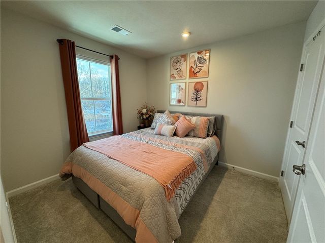 265 Chesna Drive, Whitehall, PA 15234