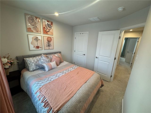 265 Chesna Drive, Whitehall, PA 15234