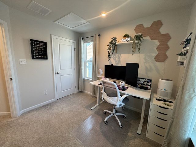 265 Chesna Drive, Whitehall, PA 15234