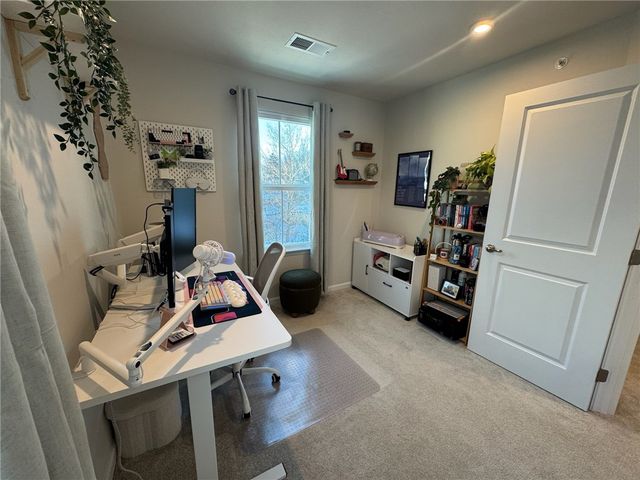 265 Chesna Drive, Whitehall, PA 15234