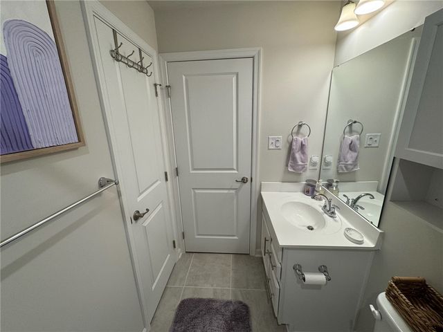 265 Chesna Drive, Whitehall, PA 15234