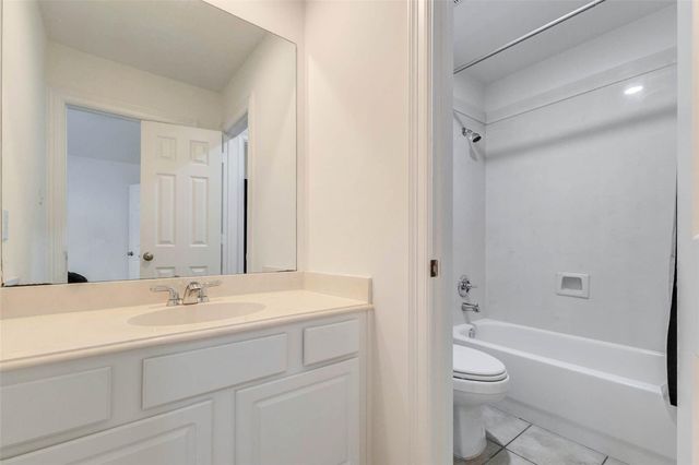 2706 Ridgeglen Lane, Houston, TX 77082