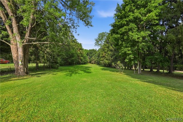 2026 Transit Road, West Seneca, NY 14224