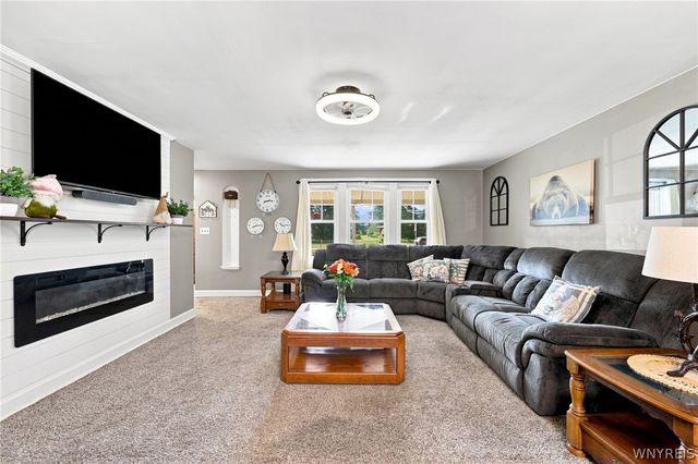 2026 Transit Road, West Seneca, NY 14224
