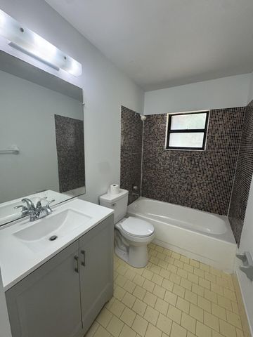 710 NW Airoso Boulevard, Port St. Lucie, Port St Lucie, FL 34983