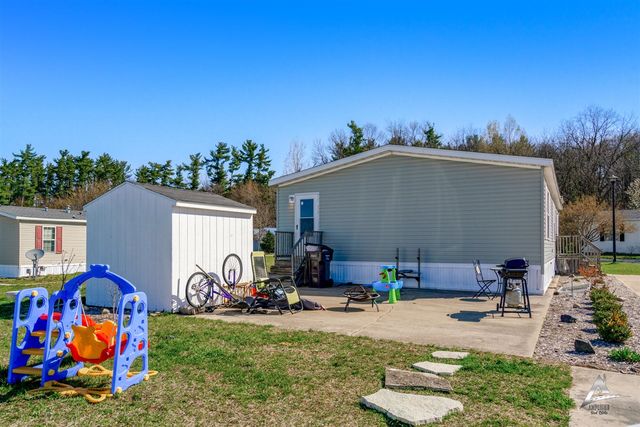 885 Buttonwood Drive, Middleville, MI 49333