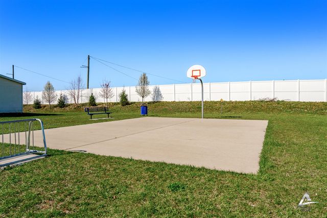 885 Buttonwood Drive, Middleville, MI 49333