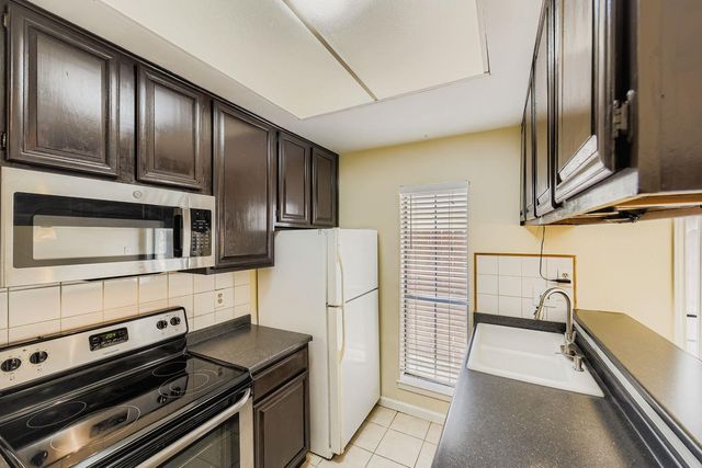 708 Graham PL 101, Austin, TX 78705