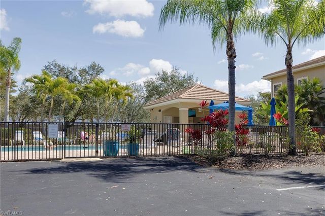 3181 Cottonwood BEND 901, Fort Myers, FL 33905