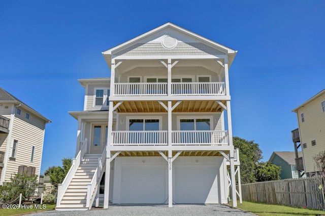 1919 N New River Drive, Holly Ridge, NC 28445