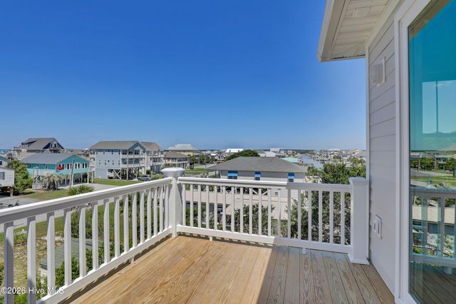 1919 N New River Drive, Holly Ridge, NC 28445