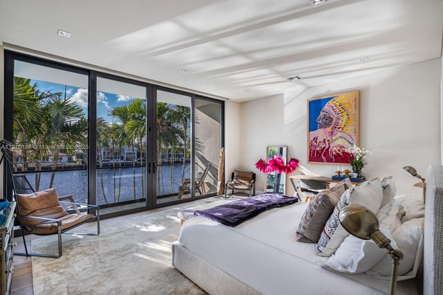 1175 Spanish River Rd, Boca Raton, FL 33432