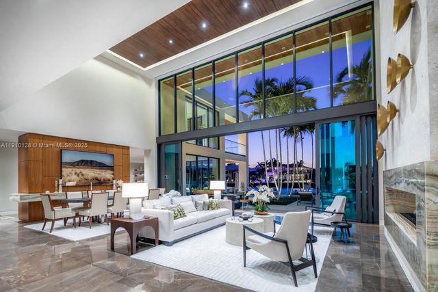 1175 Spanish River Rd, Boca Raton, FL 33432