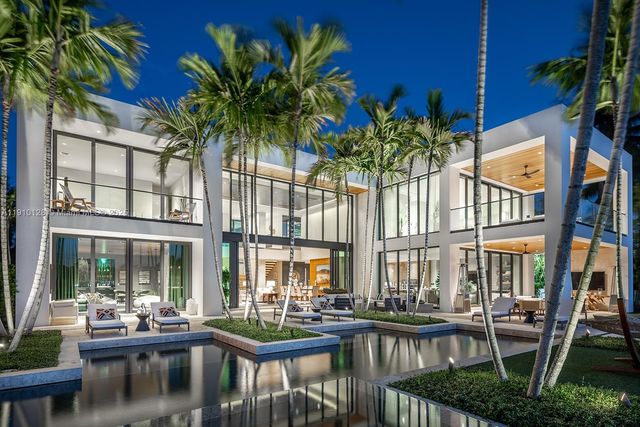 1175 Spanish River Rd, Boca Raton, FL 33432