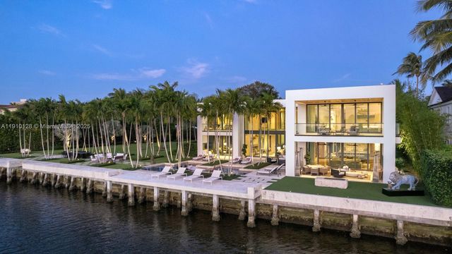 1175 Spanish River Rd, Boca Raton, FL 33432