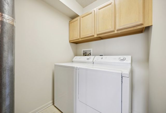 5555 N Cumberland Avenue 804, Chicago, IL 60656