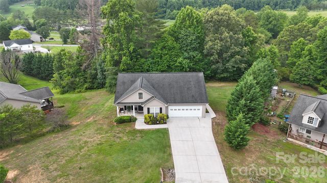 3933 Rocky Brook Place, Lenoir, NC 28645