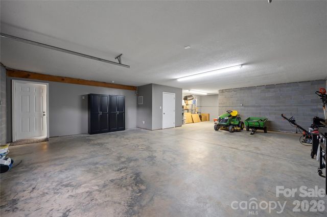 3933 Rocky Brook Place, Lenoir, NC 28645
