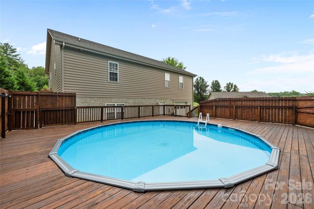 3933 Rocky Brook Place, Lenoir, NC 28645