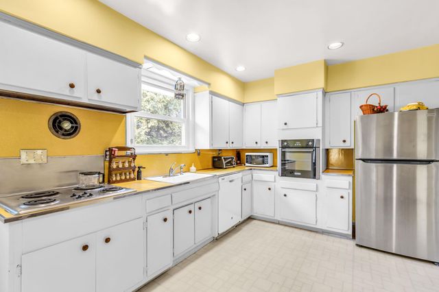 95 Wrexham Road, Bronxville, NY 10708