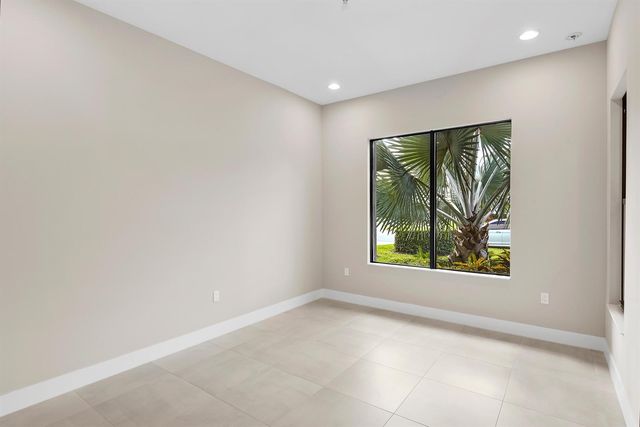 20318 Castle Stuart Avenue, Boca Raton, FL 33434