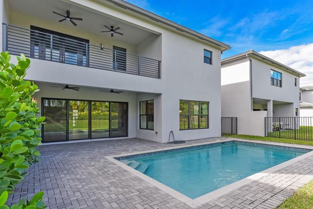 20318 Castle Stuart Avenue, Boca Raton, FL 33434