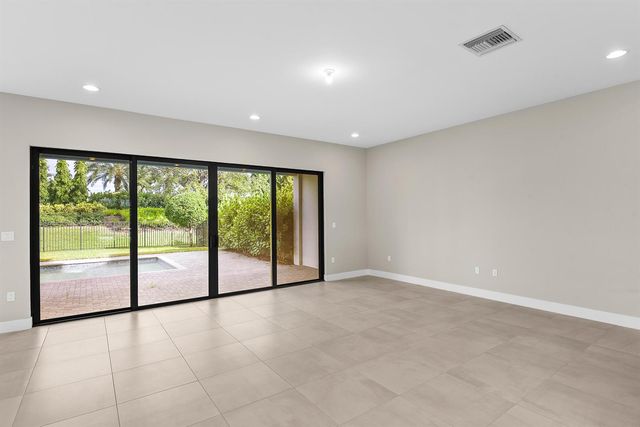 20318 Castle Stuart Avenue, Boca Raton, FL 33434