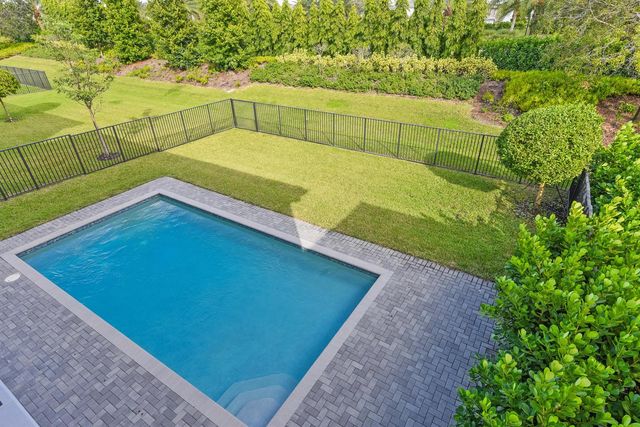 20318 Castle Stuart Avenue, Boca Raton, FL 33434